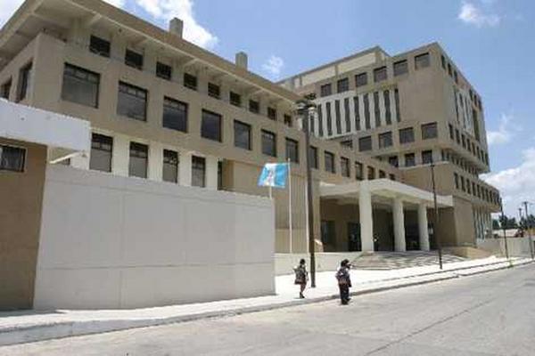 Según autoridades del MP los fondos aprobados no son suficientes para la operatividad de la institución durante 2016. (Foto Prensa Libre: Hemeroteca PL)