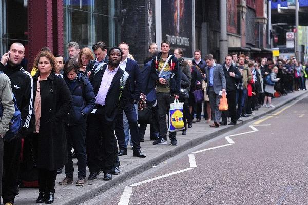 Paro ocasionó problemas en Londres. (Foto Prensa Libre: AFP)