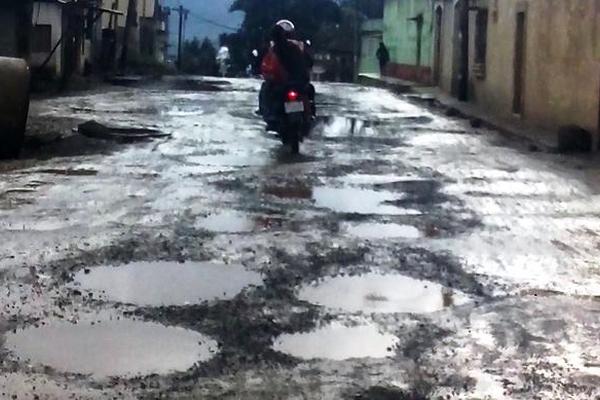 Esta es  la situación de varias calles y avenidas en la colonia Nueva Esperanza,  zona 12 de Cobán, Alta Verapaz.