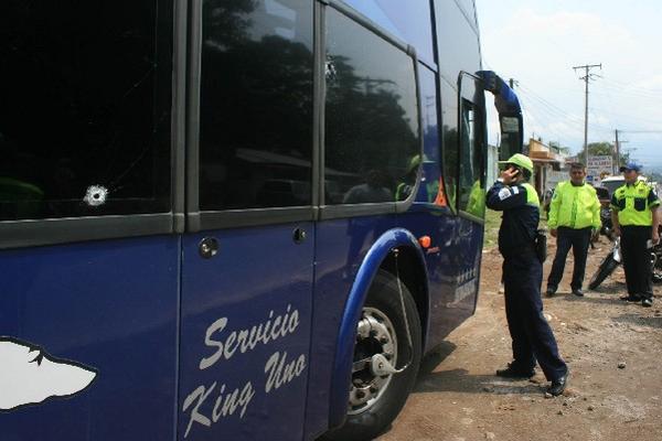 Además de ataques por extorsiones, malhechores asaltan a usuarios de buses en ruta a  Escuintla.