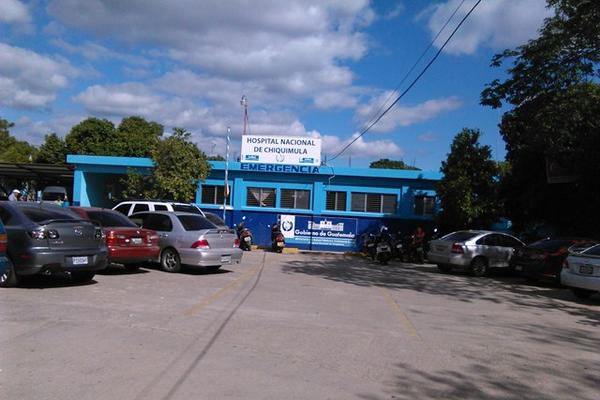 Hospital Nacional de Chiquimula a donde fueron trasladados los tres heridos del accidente ocurrido en Jocotán. (Foto Prensa Libre: Edwi Paxtor) <br _mce_bogus="1"/>