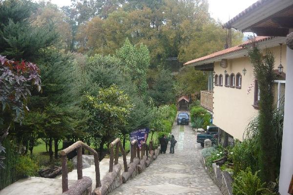 El sitio recreativo La Joya se encuentra en la   zona 3 de San Pedro Sacatepéquez.