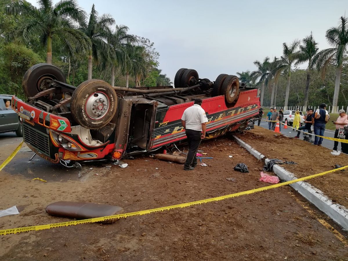 Así Fue El Accidente De Un Bus En La Autopista Palín Escuintla Prensa Libre 6659