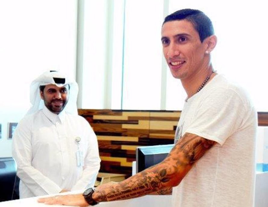 Ángel Di María, ayer durante el reconocimiento médico con el PSG. (Foto Prensa Libre: AFP)