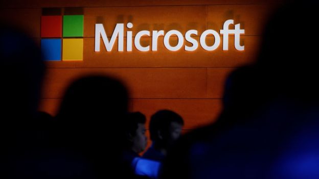 Microsoft ganaría con esta iniciativa cerca de 25 millones de clientes potenciales para sus aplicaciones y servicios digitales. GETTY IMAGES