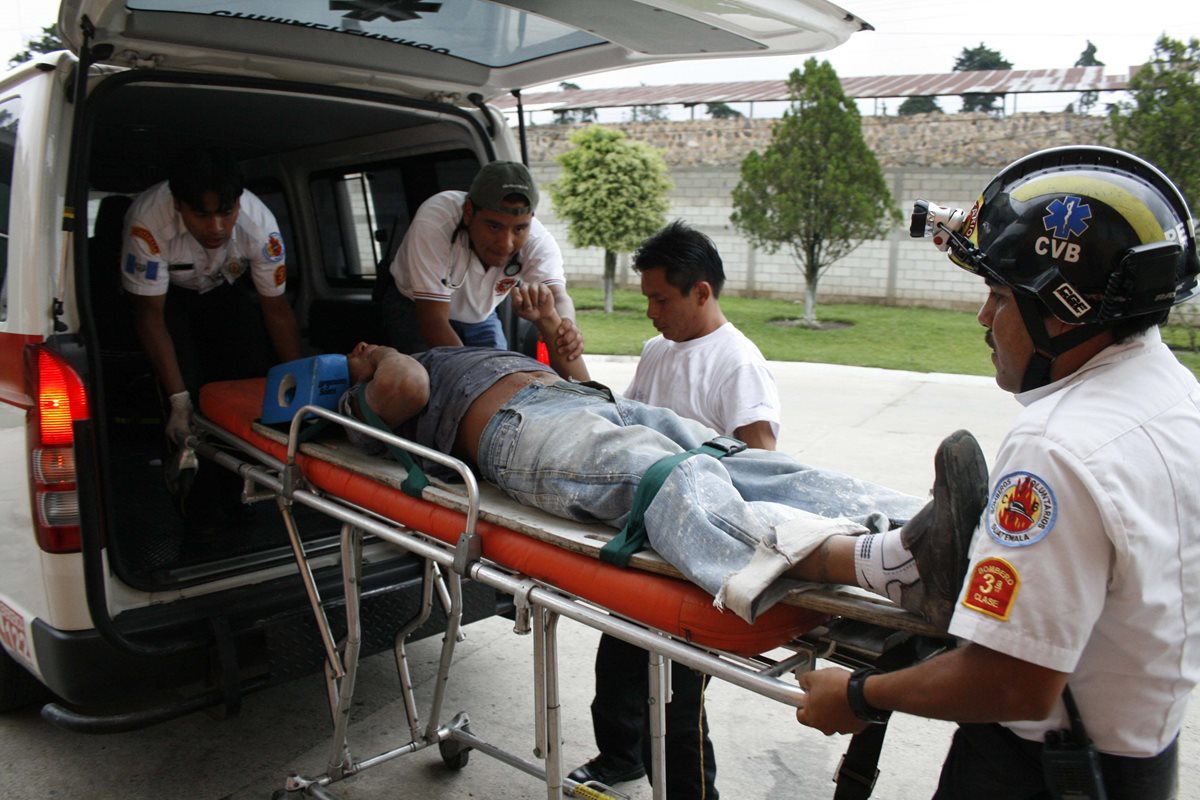 Bomberos sacan de circulación dos ambulancias y una motobomba por falta ...