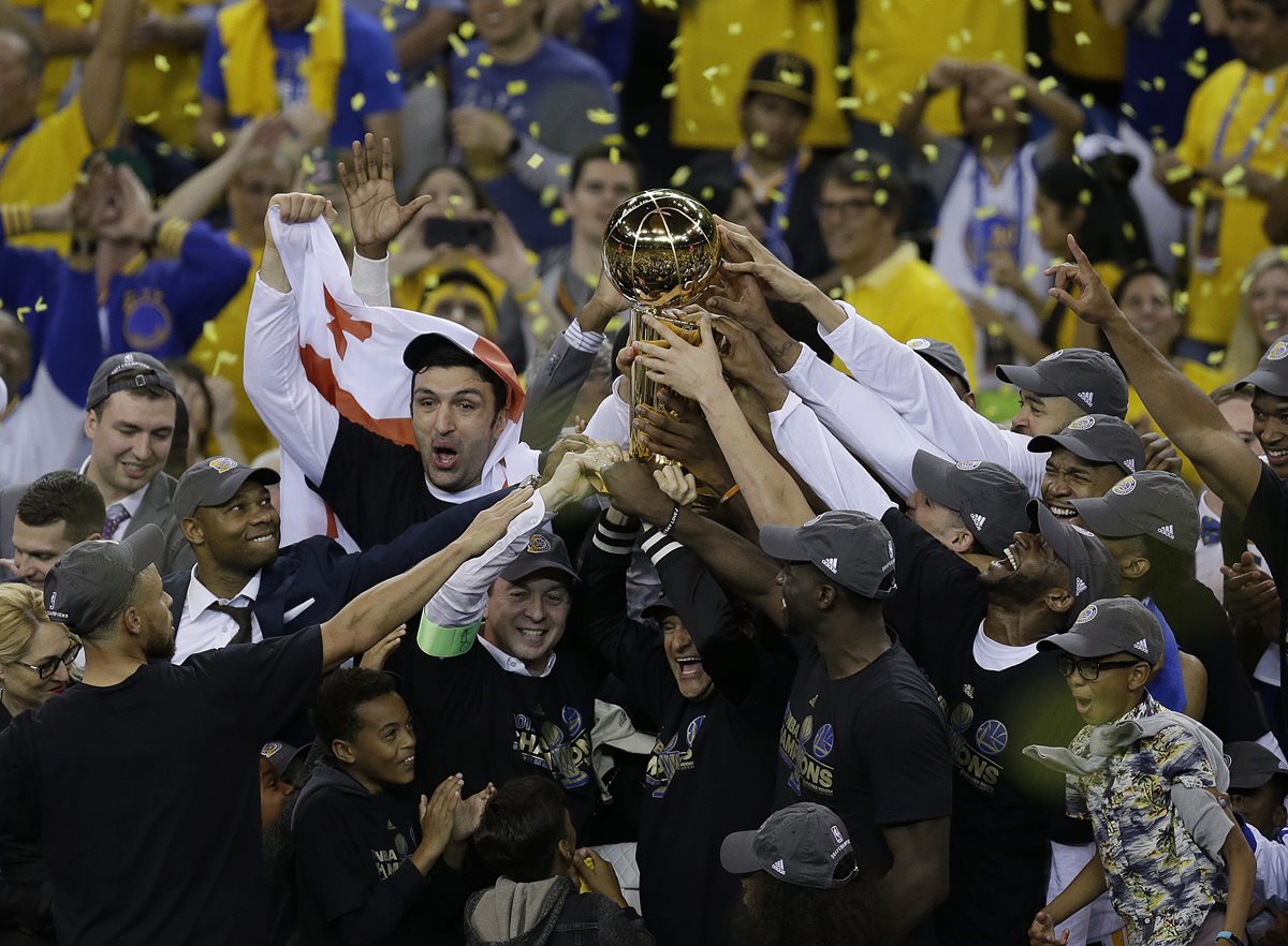 Los Warriors se proclaman nuevos campeones de la NBA