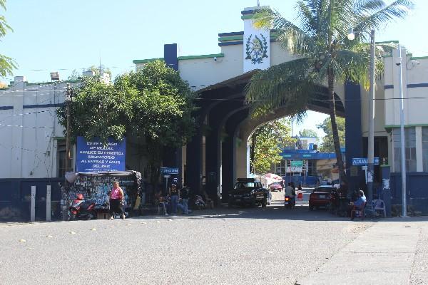 El comercio fluye en la frontera San Cristóbal, Jutiapa, luego del paro de empleados salvadoreños.