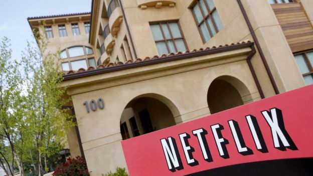 Algunos proveedores de internet establecen diferentes tarifas para priorizar servicios como Netflix. Foto: Ryan Anson/AFP/Getty Images