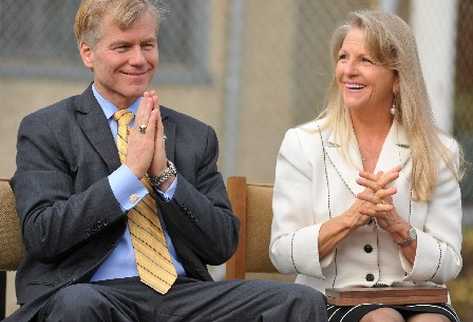 Robert McDonell y su esposa, Maureen McDonell. (Foto Prensa Libre:AP)