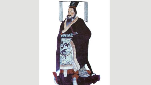 Qin Shi Huang, quien murió a la edad de 49 años unificó a China en el año 210 a. C. WIKIPEDIA