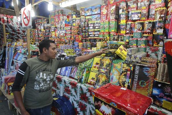 El Publico busca más los combos de luces que  las tradicionales ametralladoras de cohetillos.