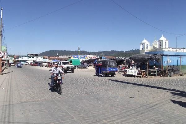 Parque central de San Martín Jilotepeque, Chimaltenango, cuyos habitantes  sufren por las constantes extorsiones.