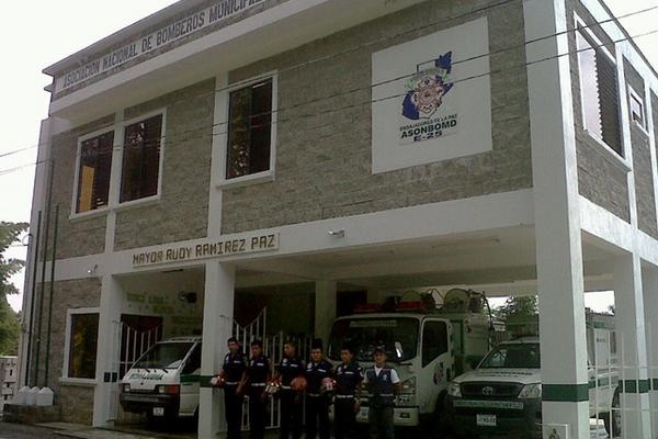 Bomberos de Nuevo Progreso indicaron que la comuna les recortó personal y les congeló recursos para prestar servicios. (Foto Prensa Libre: Alexánder Coyoy)<br _mce_bogus="1"/>