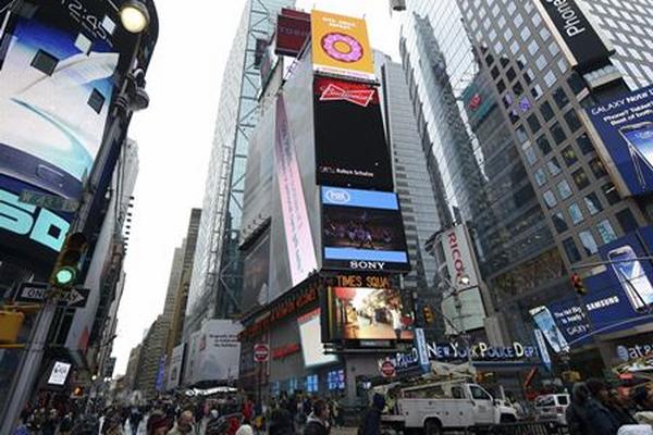 Nueva York rompe el récord de turistas con 52 millones de visitantes en el 2012. (Foto Prensa Libre: EFE)