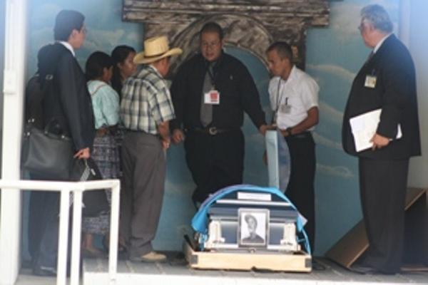 Desde el pasado 11 de agosto empezaron a ser repatriados los restos de los guatemaltecos fallecidos en accidente en Goliad, Texas, EE. UU. (Foto Prensa Libre: Cancillería de Guatemala)<br _mce_bogus="1"/>