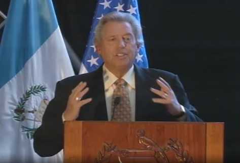 John C. Maxwell fue nombrado Mensajero de la Paz, en Guatemala. (Foto Prensa Libre: Gobierno de Guatemala)