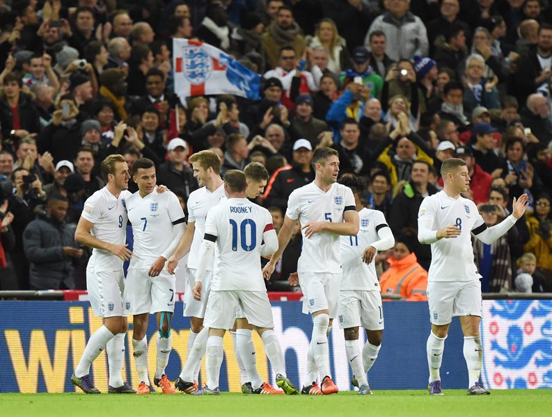 La selección inglesa derrotó 2-0 a Francia en un partido amistoso disputado en el estadio Wembley de Londres. (Foto Prensa Libre: EFE)