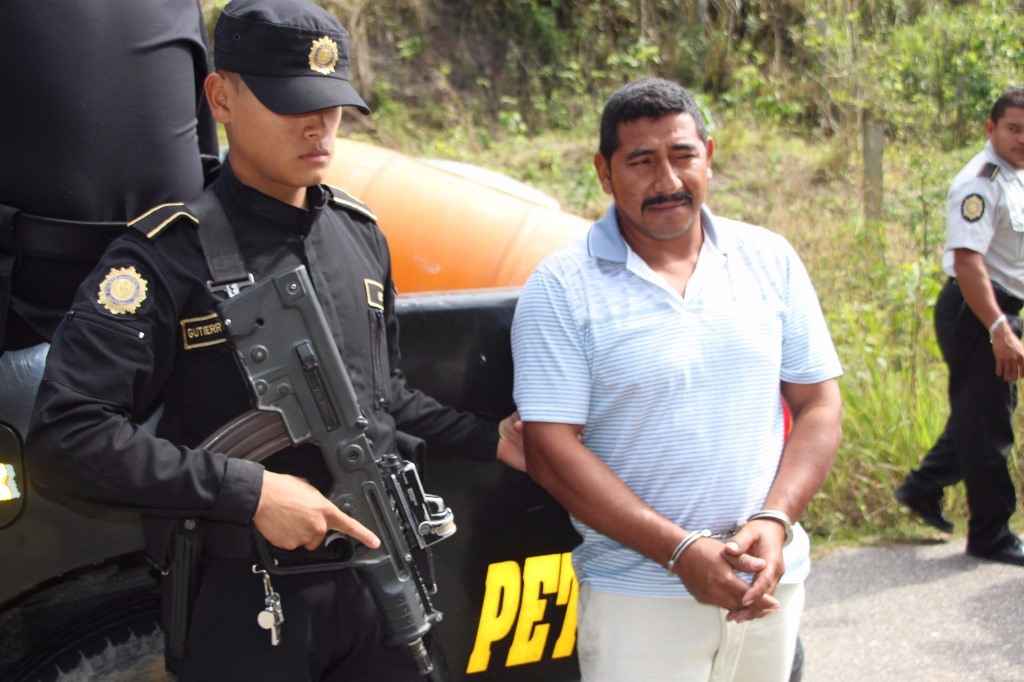 Jaime Antonio Méndez, de 39 años, fue capturado en el barrio Fallabon, Melchor de Mencos, Petén. (Foto Prensa Libre: Manuel Romero)