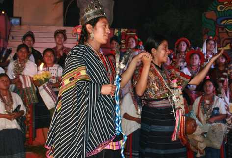 Rosa Lidia Aguaré Castro, de Totonicapán, luego de haber sido electa Rabín Ajaw 2011-2012, en Cobán, Alta Verapaz. (Eduardo Sam)