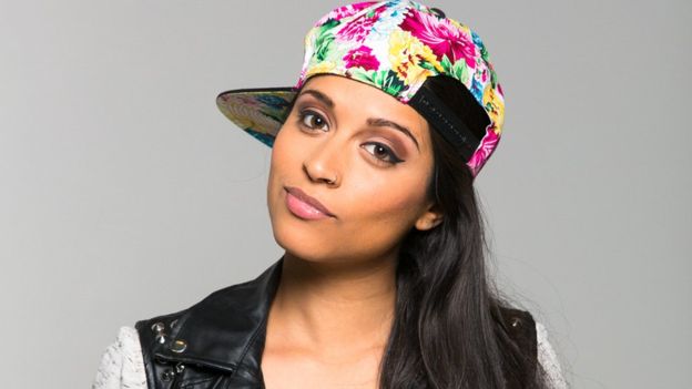 Lilly dice que quiere transmitir un mensaje de unidad y apoyo entre las mujeres. (LILLY SINGH)