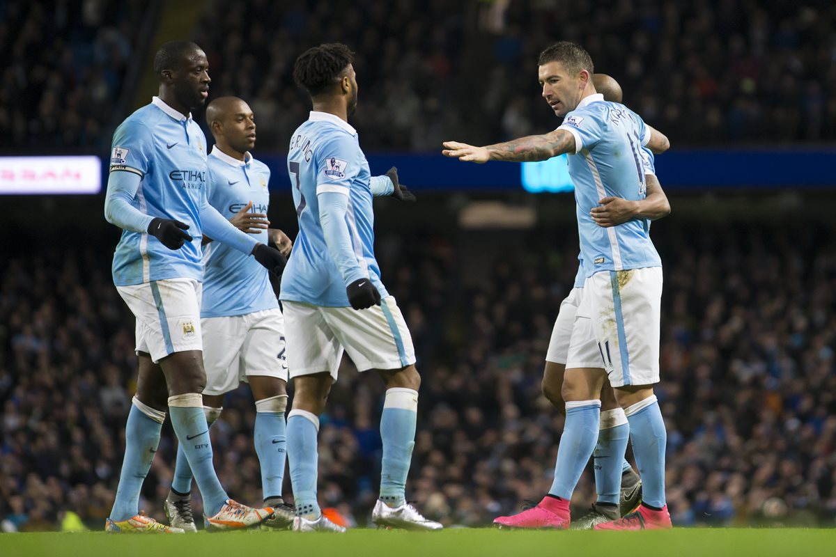 El Manchester City se mide este martes contra Hull City, en cuartos de final. (Foto Prensa Libre: AP).