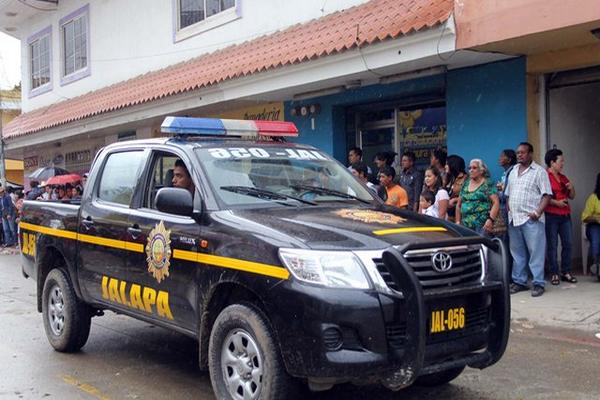 La cantidad de carburante  para el funcionamiento de los autopatrullas ha disminuido en Jalapa, lo que deja desprotegida  a la población. (Foto Prensa Libre: Hugo Oliva)