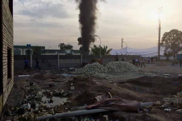 EL GOBIERNo iraquí no logra controlar  la espiral de violencia que a diario deja decenas de muertos. (Foto Prensa Libre: AP)