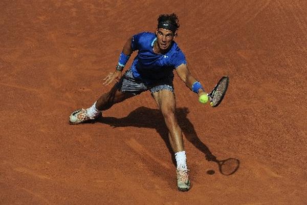 Rafael Nadal quedó eliminado en el torneo de Barcelona. (Foto Prensa Libre: AFP)