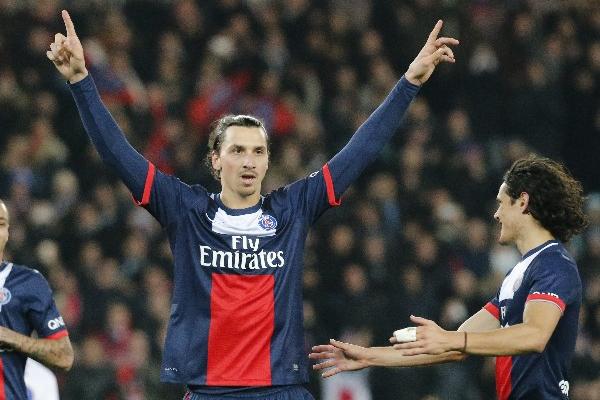 Zlatan Ibrahimovic, del PSG, queda como líder goleador en solitario, con un total de 11 dianas. (Foto Prensa Libre: AP)