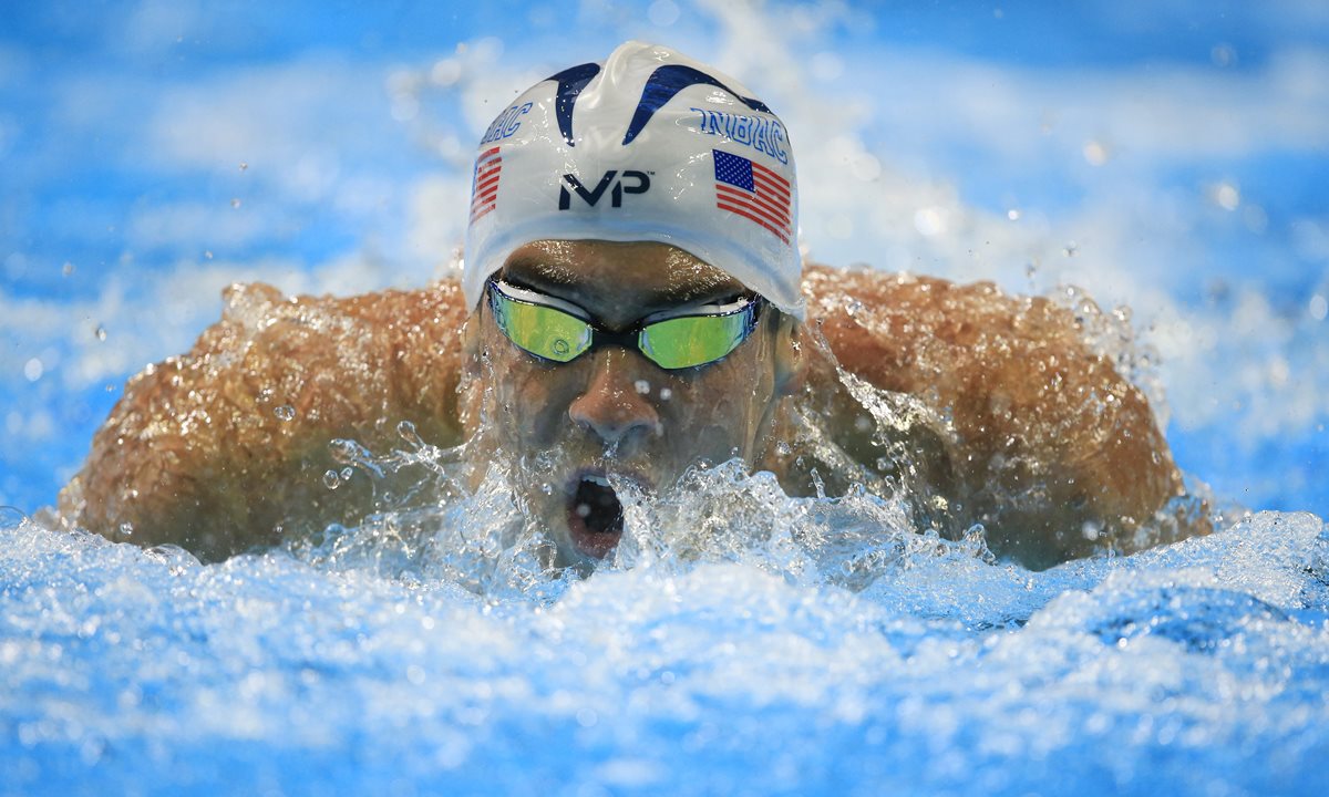 Michael Phelps selló su boleto para competir en los Olímpicos de Río 2016. (Foto Prensa Libre: AP).