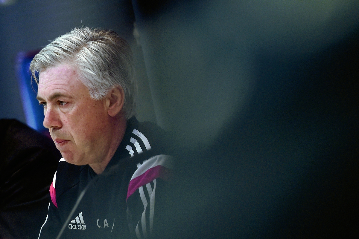 Ancelotti durante la rueda de prensa previa a disputar el clásico el domingo. (Foto Prensa Libre:AFP)