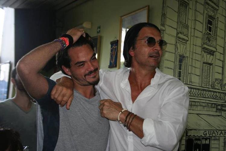 Sebastian Molina y Ricardo Arjona ya se conocieron en Argentina. (Foto Prensa Libre: Hemeroteca PL).