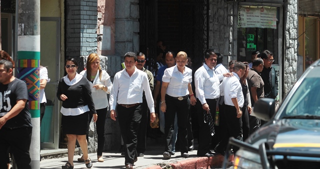 Los trabajadores del Congreso son notificados de una rebaja salarial a partir de este mes. (Foto Prensa Libre: Hemeroteca PL)