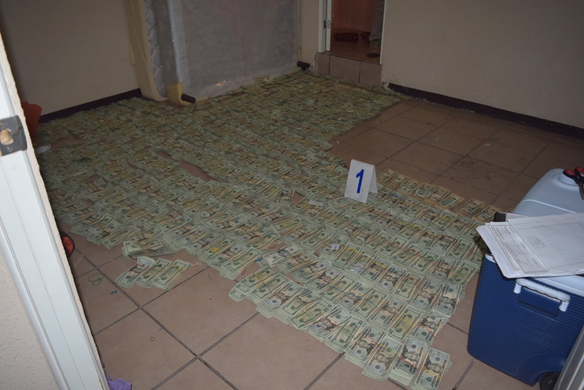 El martes último fue incautado casi US$1 millón en efectivo en una casa en Palín, Escuintla. (Foto Prensa Libre: Hemeroteca PL)