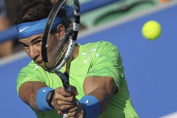 El tenista español Rafael Nadal anunció que no disputará el Abierto de Australia. (Foto Prensa Libre: EFE)