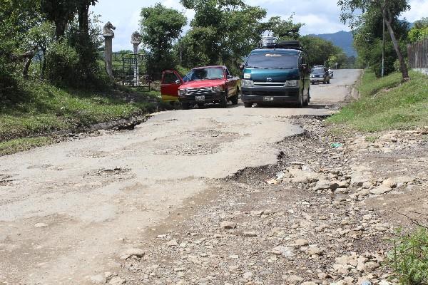 Ni el Gobierno ni la Municipalidad han dado mantenimiento a carretera desde hace 15 años.