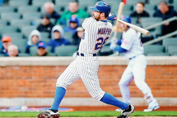 El segunda base Daniel Murphy fue fichado por los Nacionales de Washington. (Foto Prensa Libre: AFP)