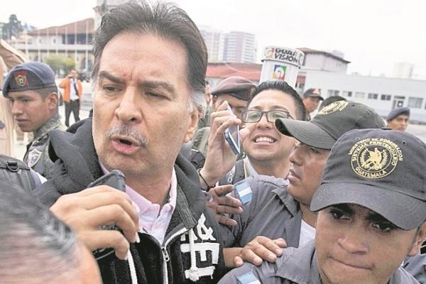 El exmandatario Alfonso Portillo fue extraditado a EE. UU., para enfrentar proceso por lavado de dinero en ese país. (Foto Prensa Libre: Archivo)<br _mce_bogus="1"/>