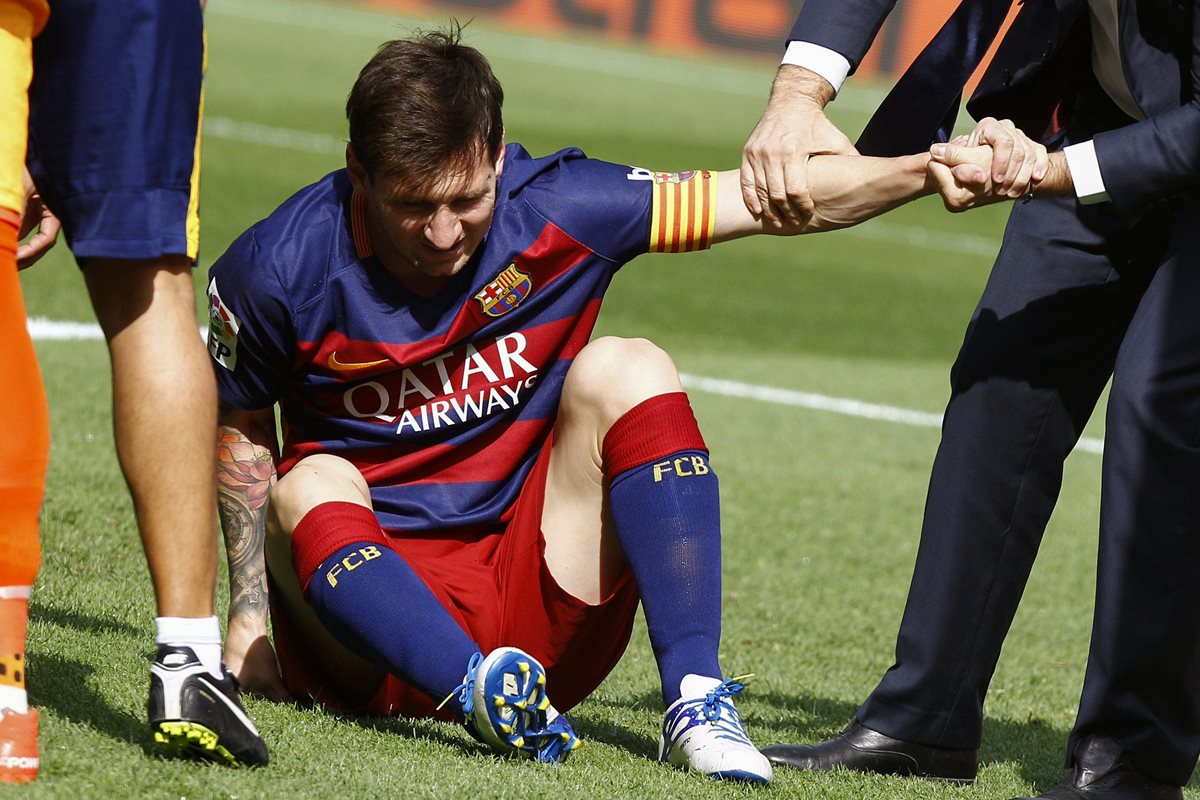 Messi está en etapa de recuperación. (Foto Prensa Libre: EFE).