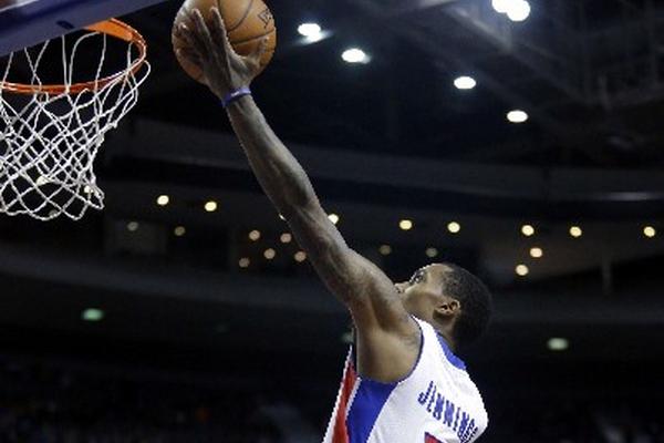 Los Pistons de Detroit, liderados por Brandon Jennings, vencieron a los Spurs de San Antonio. (Foto: Prensa Libre: AP)