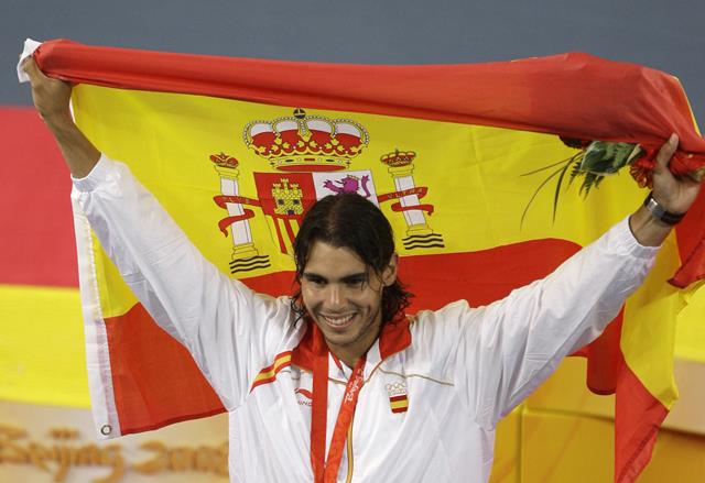 El tenista español llevará la bandera de España en los Juegos de Río 2016. (Foto Prensa Libre: AP)