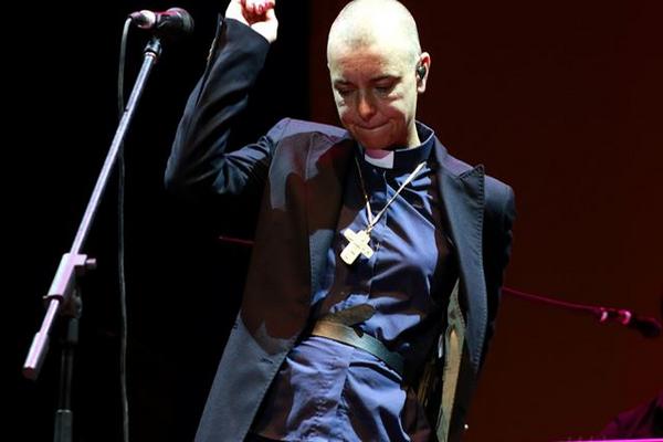 La cantante irlandesa Sinead O'Connor brilló en el Festival multicultural Womad Chile. (Foto Prensa Libre: EFE)