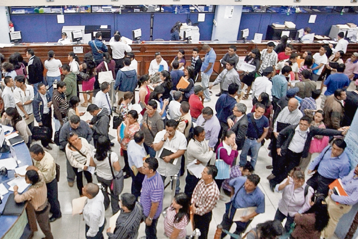 guatemala está entre las economías que han mejorado la infraestructura para el comercio, al permitir la presentación y proceso de documentos de manera electrónica. (Foto Prensa Libre: Oscar Rivas)