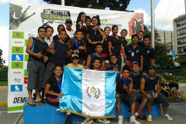 Ganadores del tercer Festival de Escalada que se realizó en Guatemala. (Foto Prensa Libre: Hemeroteca PL)