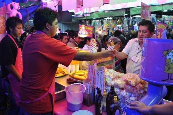 Locatarios de  la feria de Tecpán Guatemala   mejoran higiene en sus ventas.