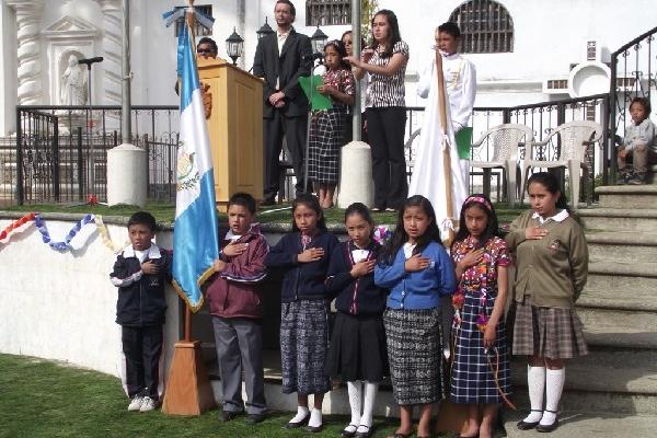 Acto protocolario de la inauguración de la oficina de atención a la niñez y adolescencia.