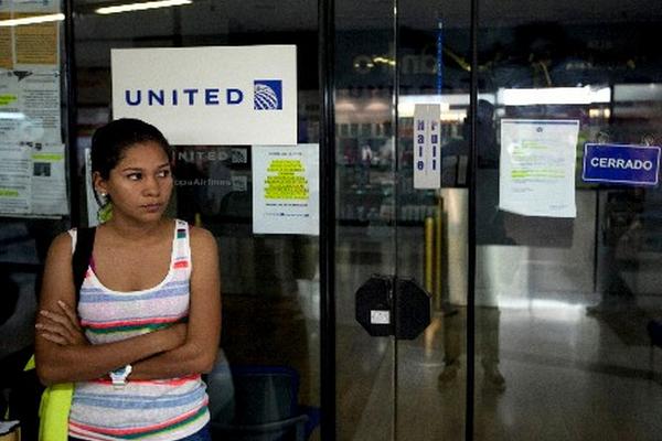 Gobierno de Venezuela efectuará pagos parciales a aerolíneas. (Foto Prensa Libre: AP)