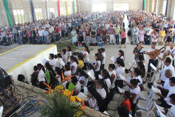 Los  participantes, en  una de las  actividades  que se desarrollan  en la  cabecera de Jutiapa.