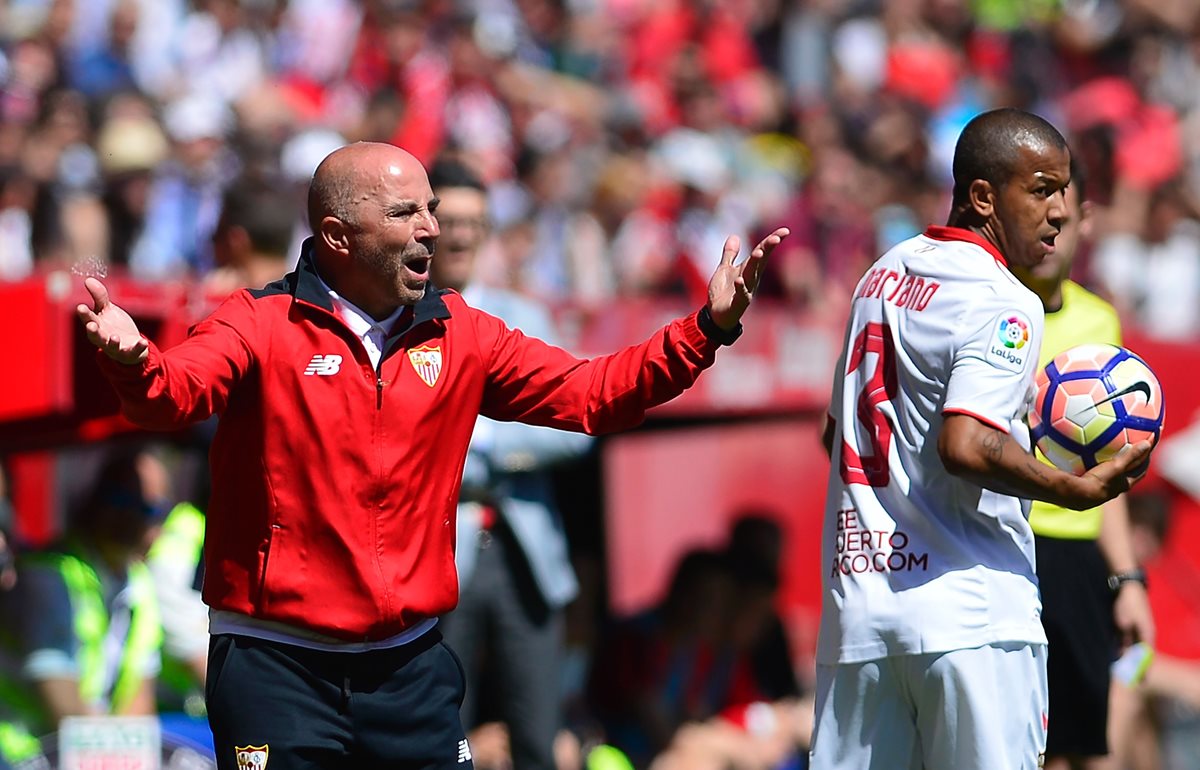 Sampaoli Juega Tres Partidos En Uno: Barcelona, Argentina Y Sevilla